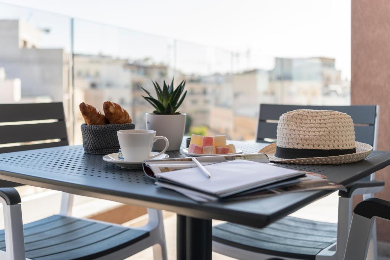 Staymela Apartments - Birkirkara Exteriör bild